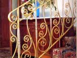 Прочные кованые перила искусной работы Прочные кованые перила искусной работы